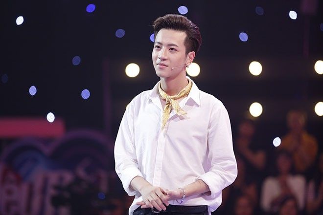bestie phi ngoc hung hon gai la