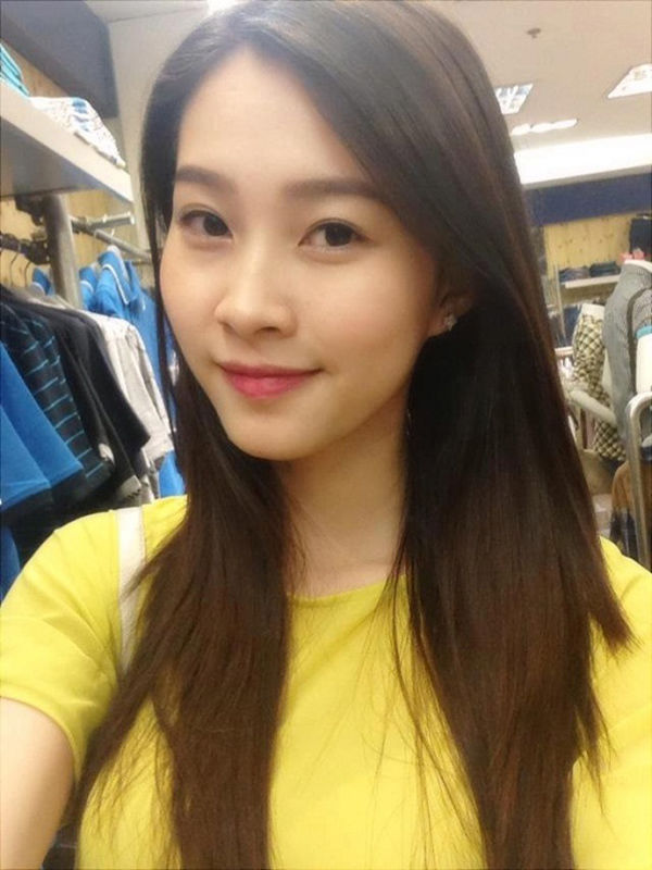 bestie nhan sac mat moc hoa hau viet