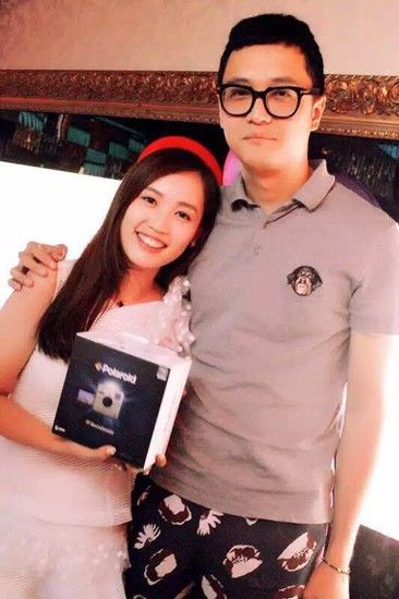 bestie du duoc nua kia yeu thuong het muc nhung sao nu sau day van ngoai tinh