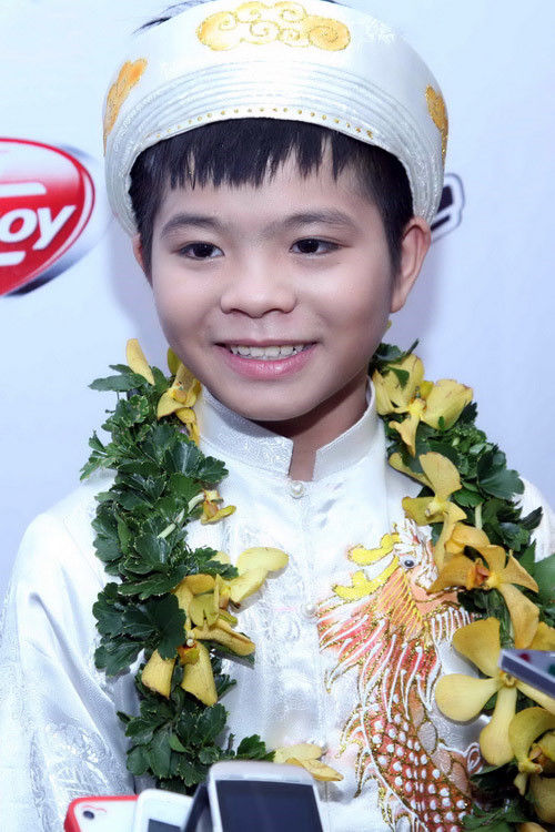 bestie sao nhi viet thay doi ngoan muc