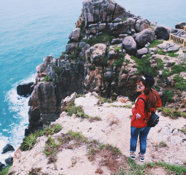 bestie nhung dia diem song ao o phu yen