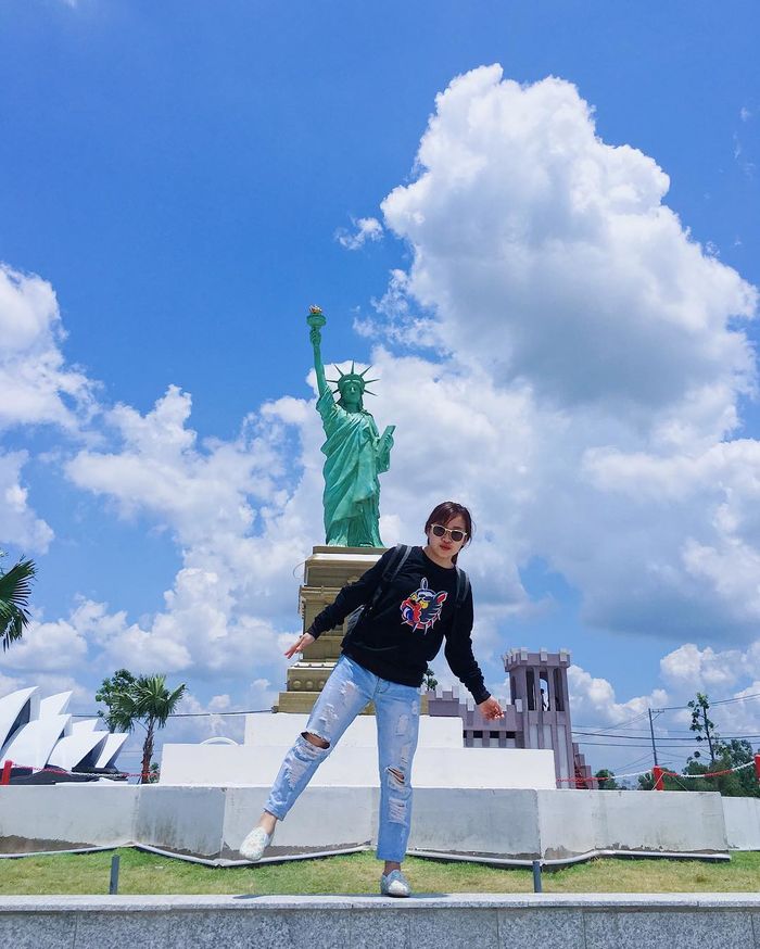 bestie cong vien ki quan gan sai gon