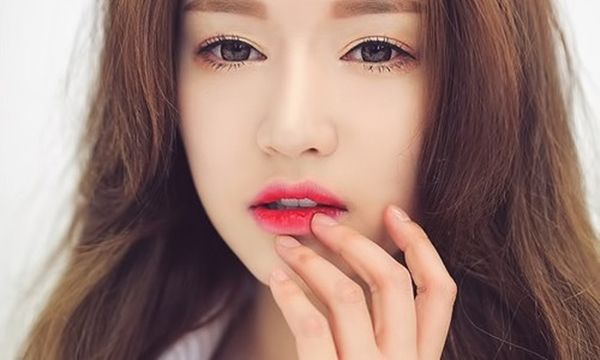 bestie-lua-chon-mau-son-phu-hop-lua-tuoi