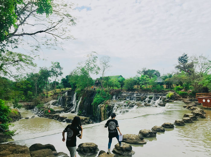 bestie nhung diem picnic gan sai gon