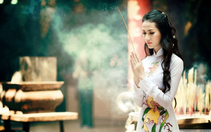 bestie nghi thuc dang huong va cung bai ngay tet
