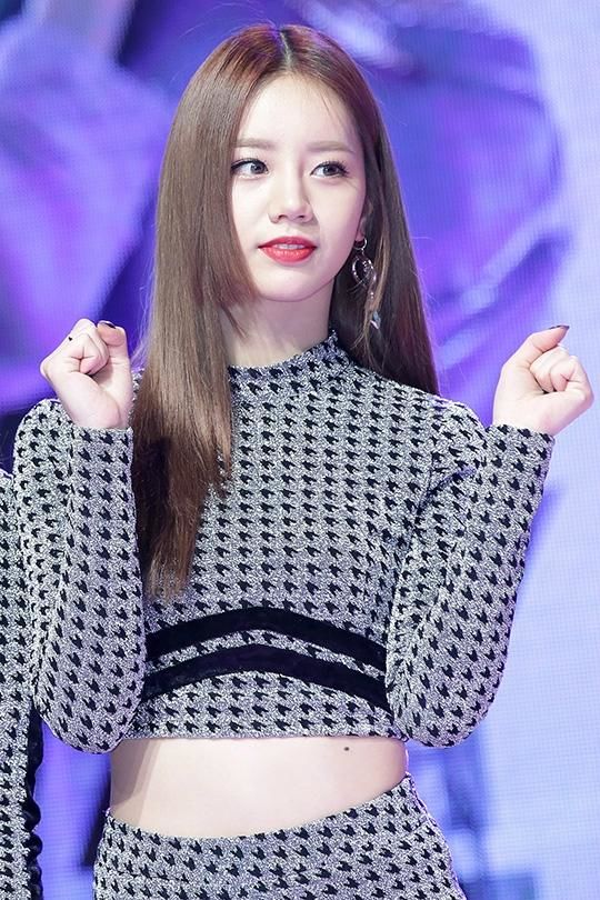 bestie sao Han mua nha cho ba me