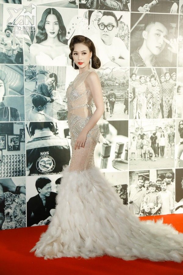 Thời trang sao Việt: Người đẹp như công chúa, người gợi cảm quá đà