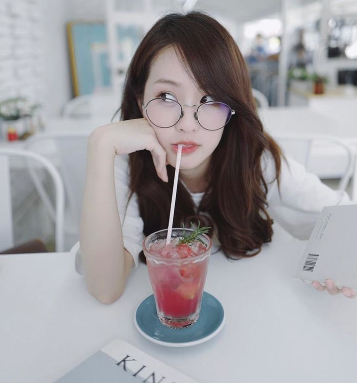 bestie an tet khong tang can