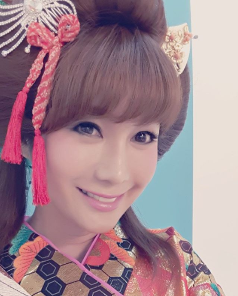 bestie hoa hau chuyen gioi cac nam