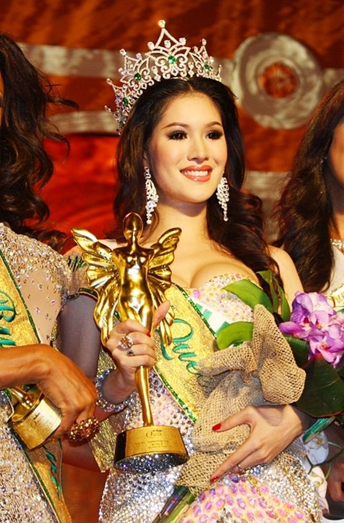 bestie hoa hau chuyen gioi cac nam