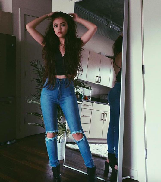 bestie nhung bong hong lai chung minh con gai viet du di den dau cung xinh chang kem phan ai