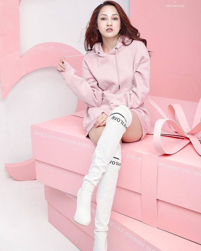 bestie nhung mi nhan nong bong tha thinh U23 17