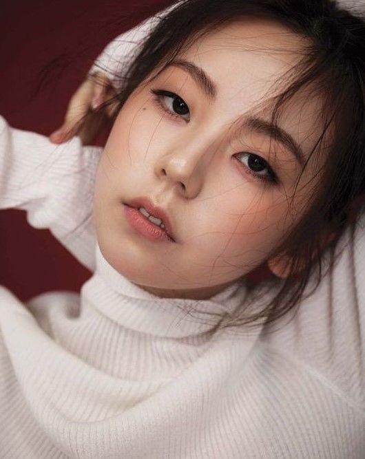 bestie meo trang diem mat hip 13