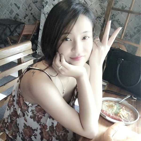 bestie nhung co em gai cua cac cau thu viet