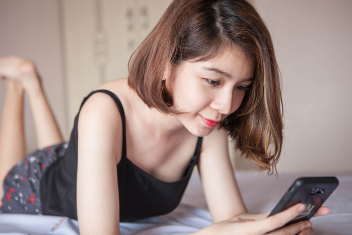 bestie-nhung kieu su dung smartphone kho do 5