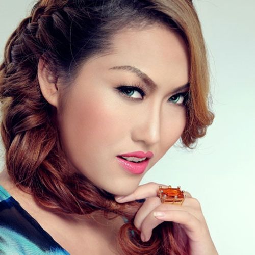 bestie phat ngon gay soc ve tien cua sao viet