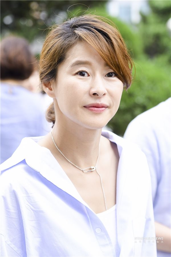 http://bestie.vn/tag/kim-hee-sun