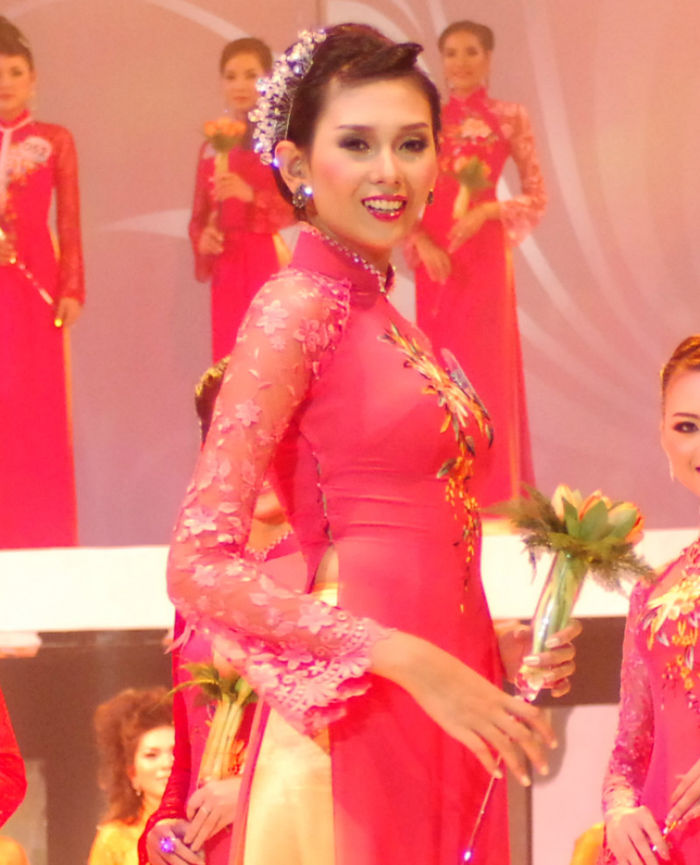 bestie it ai biet cac my nhan cua showbiz viet tung chinh chien cuoc thi hoa hau