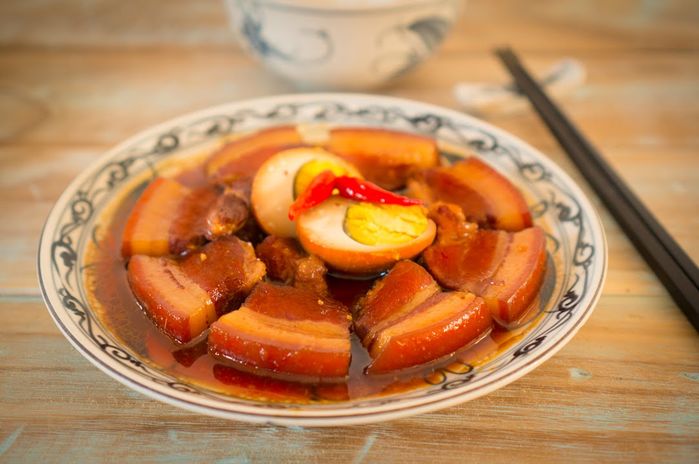 bestie can dong do dem luong calo trong nhung mon an ngay tet khien ban tang can vu vu