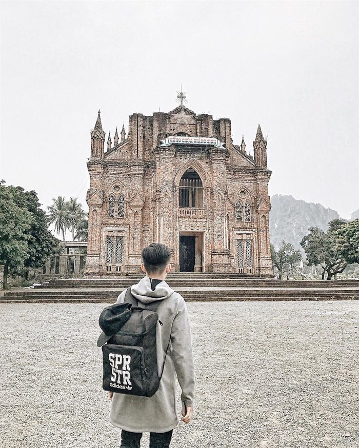 bestie ngoi truong phu thuy o ninh binh