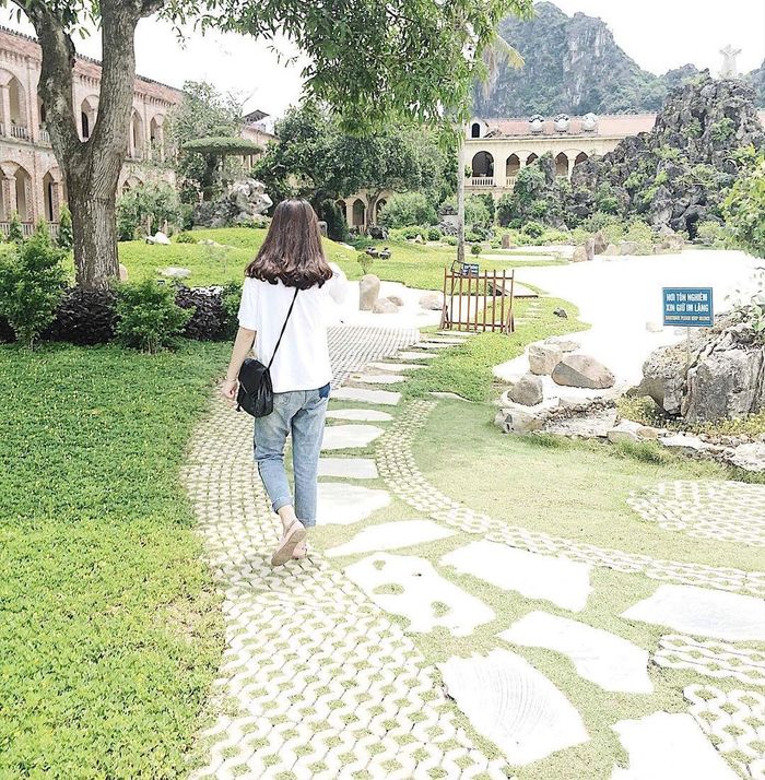 bestie ngoi truong phu thuy o ninh binh