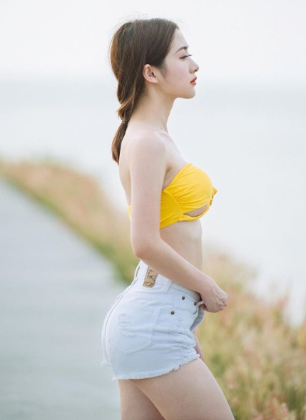 bestie sao viet dinh nghi an nang nguc