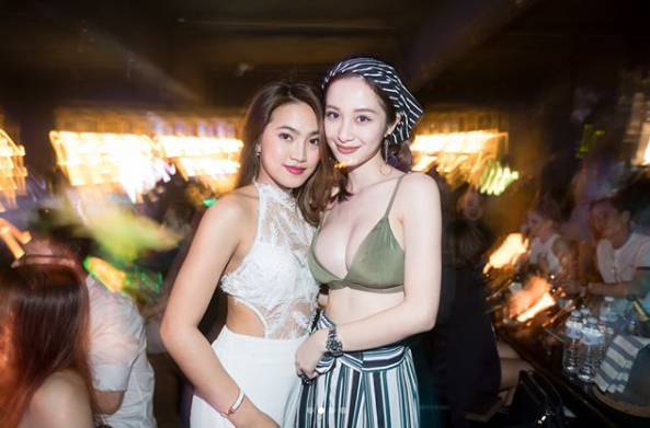 bestie sao viet dinh nghi an nang nguc