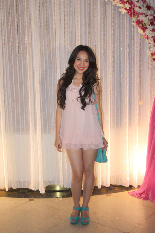 bestie trang phuc du tiec cuoi cua sao