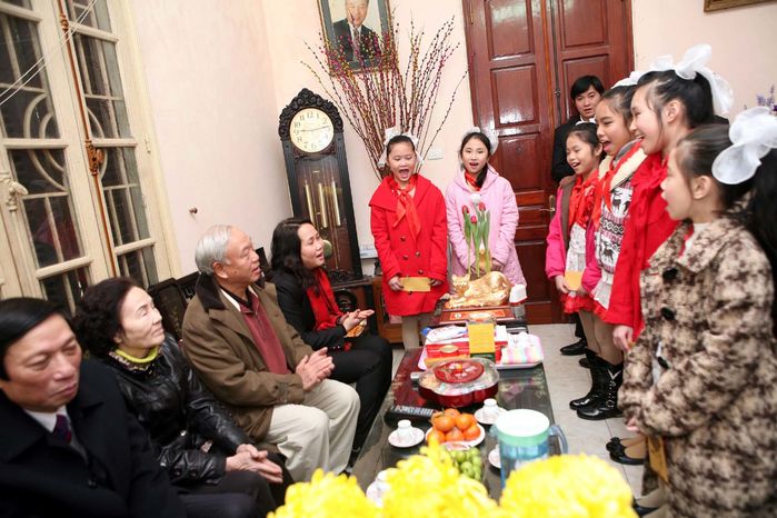bestie phong tuc li xi dau nam