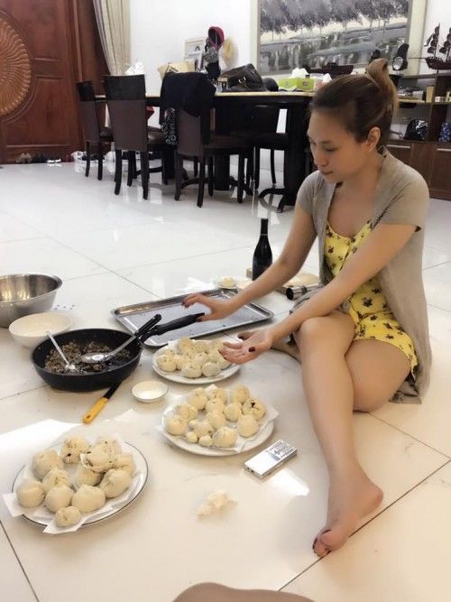 bestie ngo ngang nhung khoanh khac gian di den bat ngo cua dai gia showbiz viet