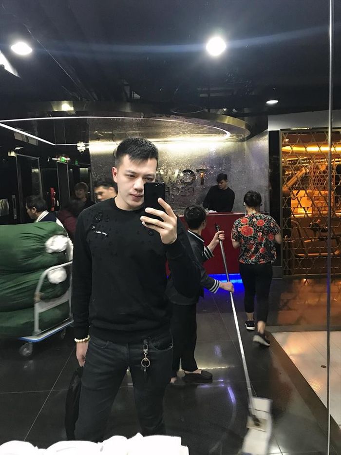 bestie 5 bac si dep trai gay bao mang