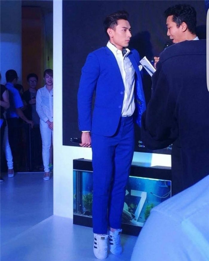 bestie sao viet bi dim hang chieu cao
