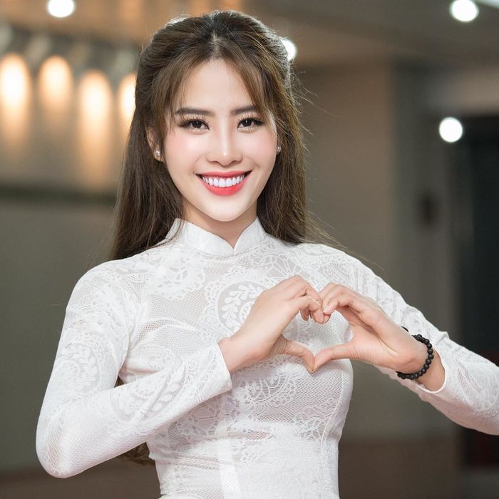 bestie do gu thoi trang cua nhung mi nhan dinh scandal voi Truong Giang 25