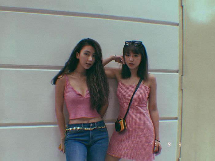 bestie hoc cach mix ao 2 day nhu Quynh Anh Shyn 10