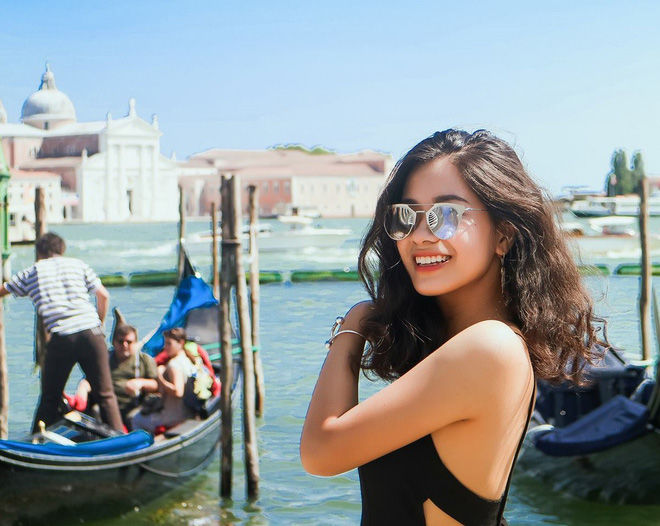 bestie nu sinh thi hoa khoi hoc vien ngoai giao