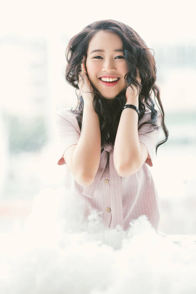 bestie nu sinh thi hoa khoi hoc vien ngoai giao