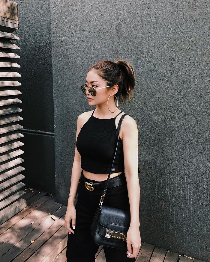 bestie cach phoi do voi ao crop top 1