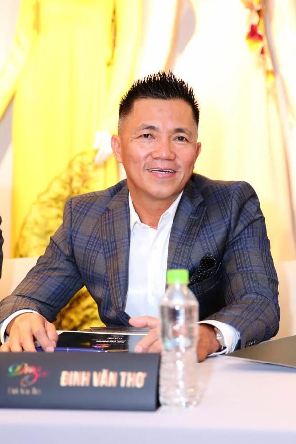 bestie trang phuc cua Huong Giang