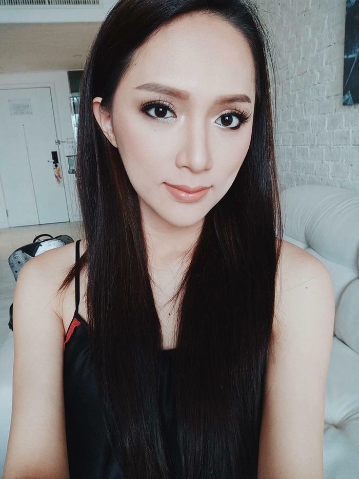 bestie phong cach trang diem