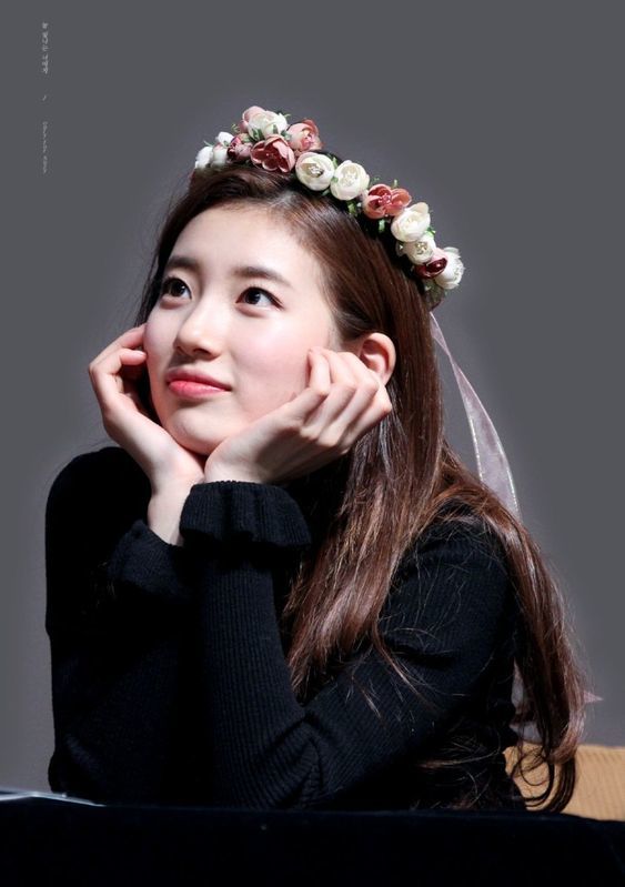 bestie idol han so huu doi mat dep 23