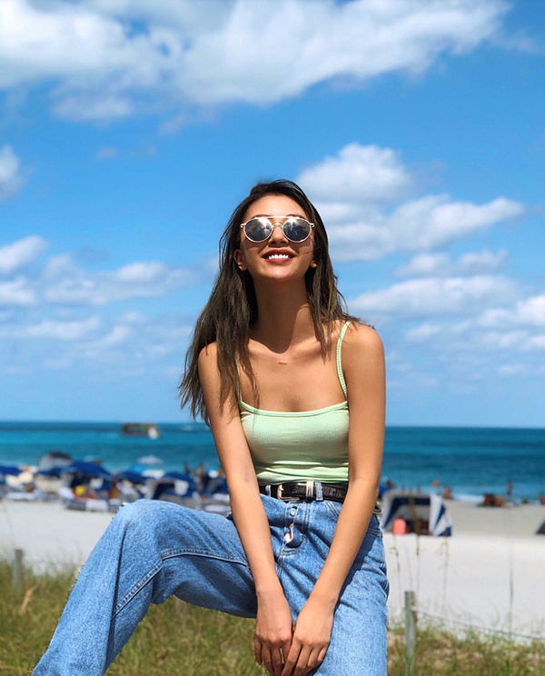 bestie thoi trang o nha di du lich va tham do cua sao viet