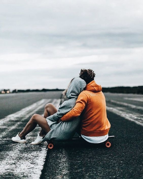 7 dấu hiệu cho thấy bạn đang yêu đối phương nhiều hơn họ yêu bạn