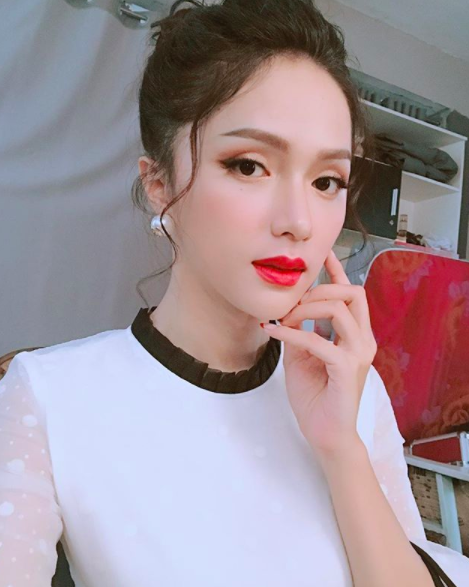 bestie phong cach trang diem