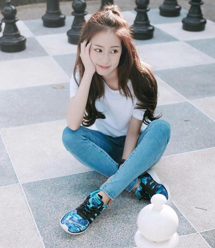 bestie xem van menh qua dang di