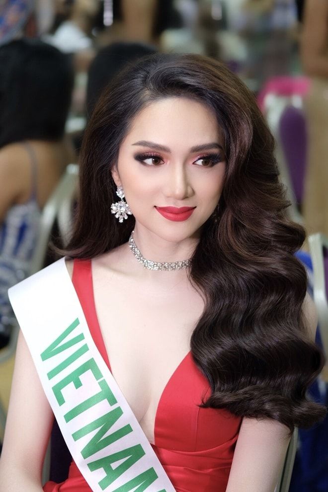 bestie khoanh khac an tuong của huong giang idol