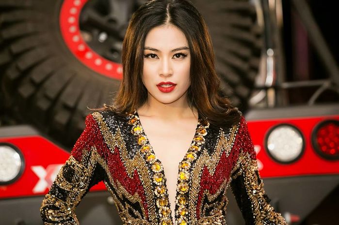 Bestie Dung ngoi khong yen truoc nhung ve dẹp khong goc chet cua my nhan Viet