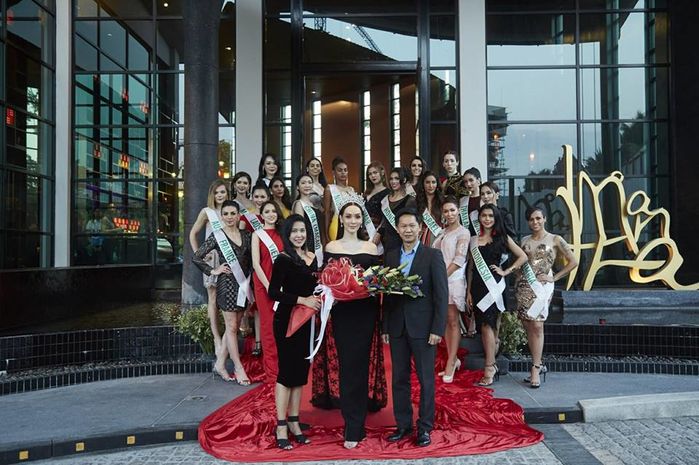 bestie hanh trinh cua huong giang idol tai hoa hau chuyen gioi quoc te 2018