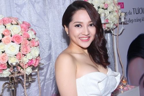 bestie hau phau thuat nang nguc sao viet tu tin dot mat nguoi xem bang nhung bo canh khong the goi cam hon