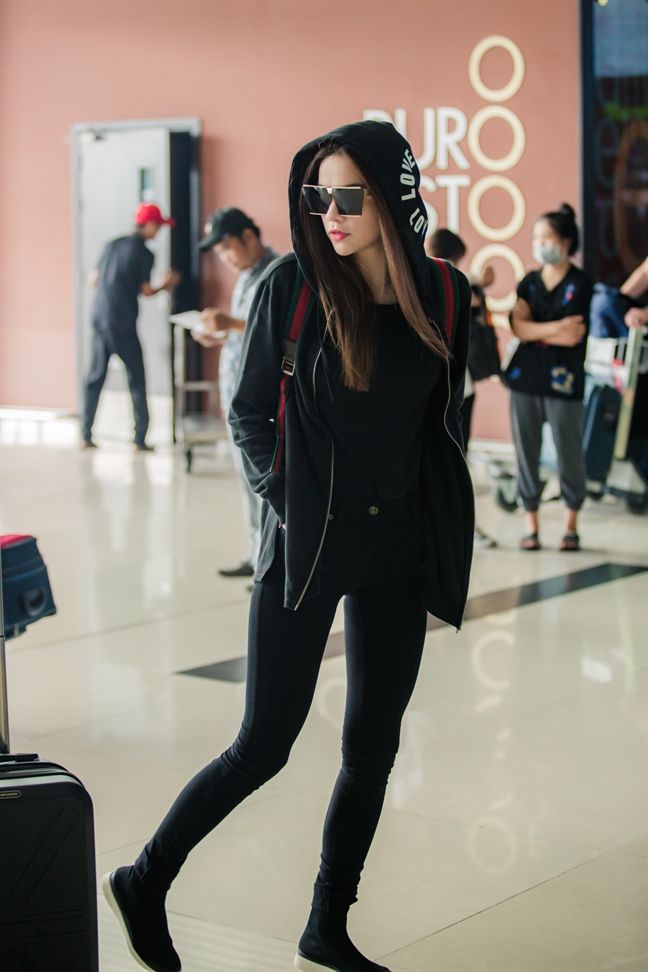 bestie gu thoi trang san bay cua sao Viet 11