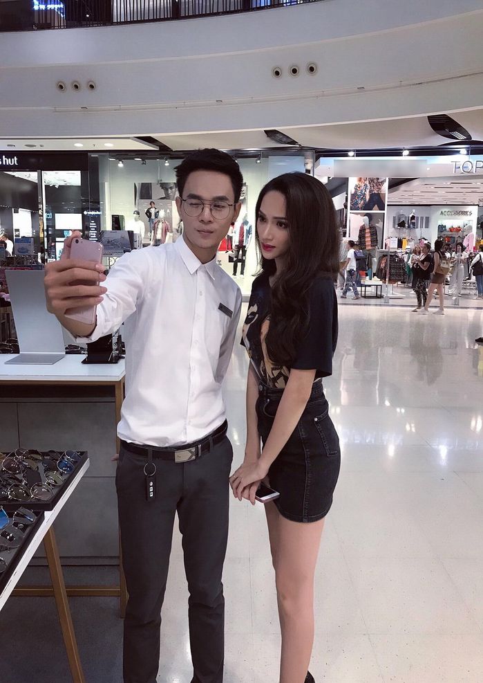 bestie huong giang dien lai do cu sau khi dang quang